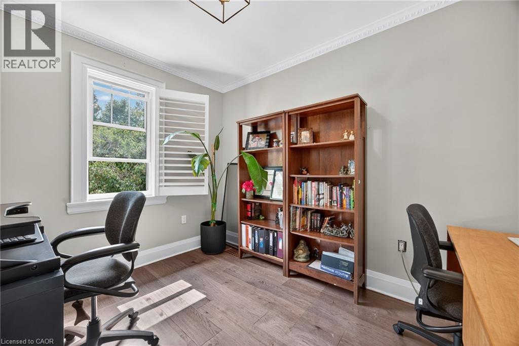 108 Owen Street, Barrie, ON - Indoor Photo Showing Office