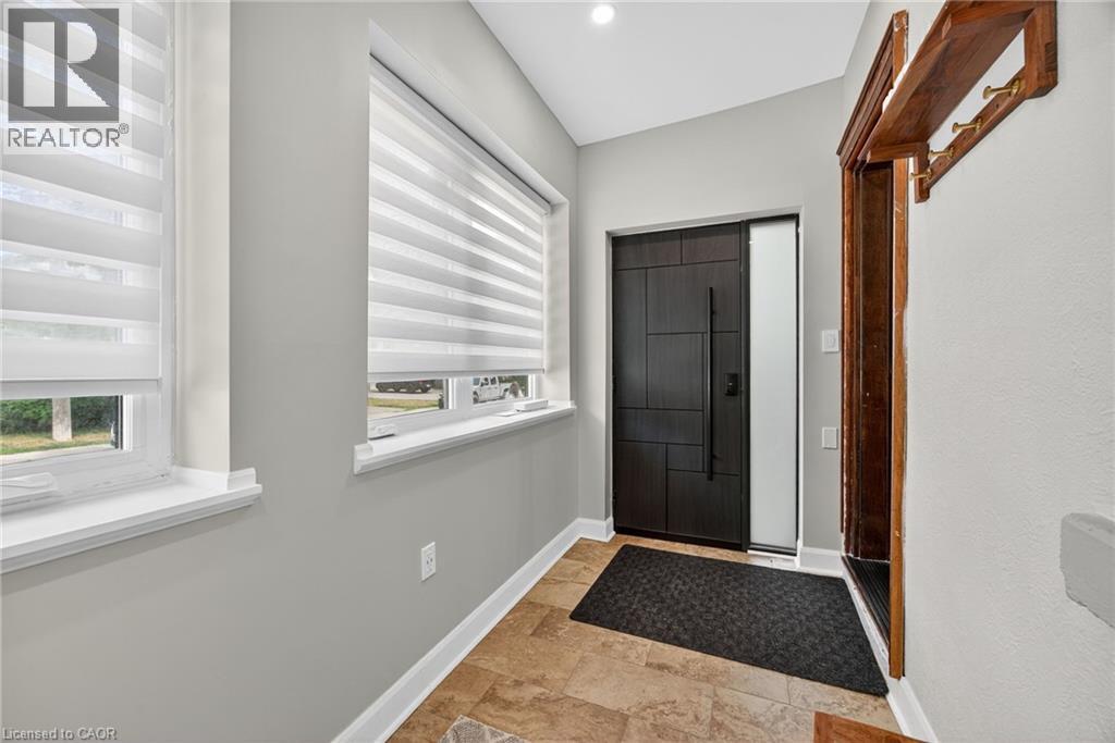 108 Owen Street, Barrie, ON - Indoor Photo Showing Other Room