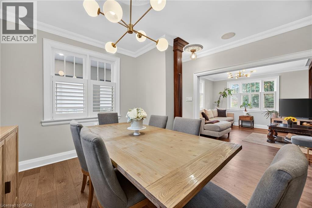 108 Owen Street, Barrie, ON - Indoor Photo Showing Dining Room