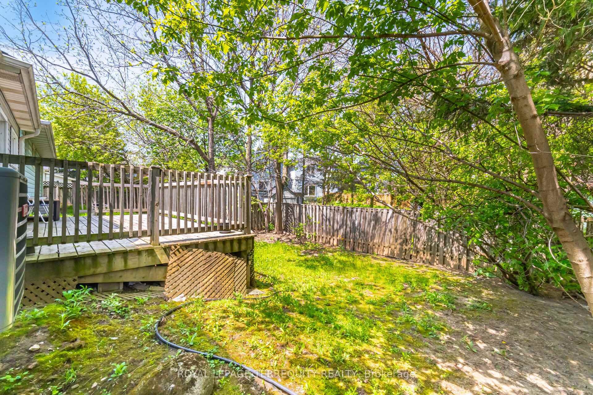 16 Royal Avenue, Hamilton, ON - Outdoor With Deck Patio Veranda