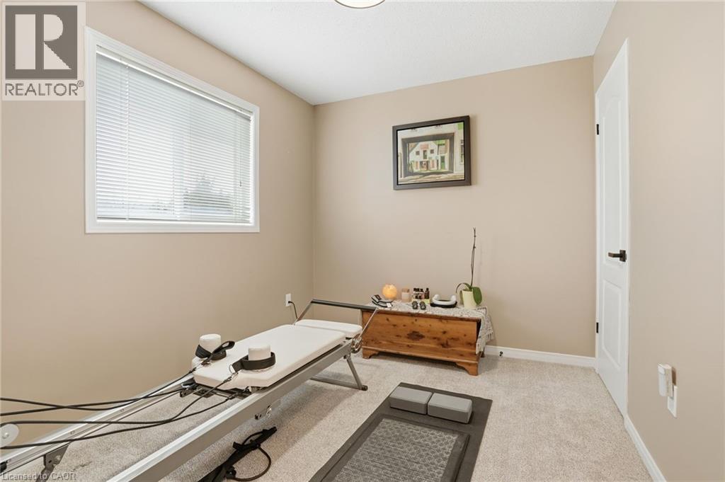 14 Kenyon Crescent, Grimsby, ON - Indoor