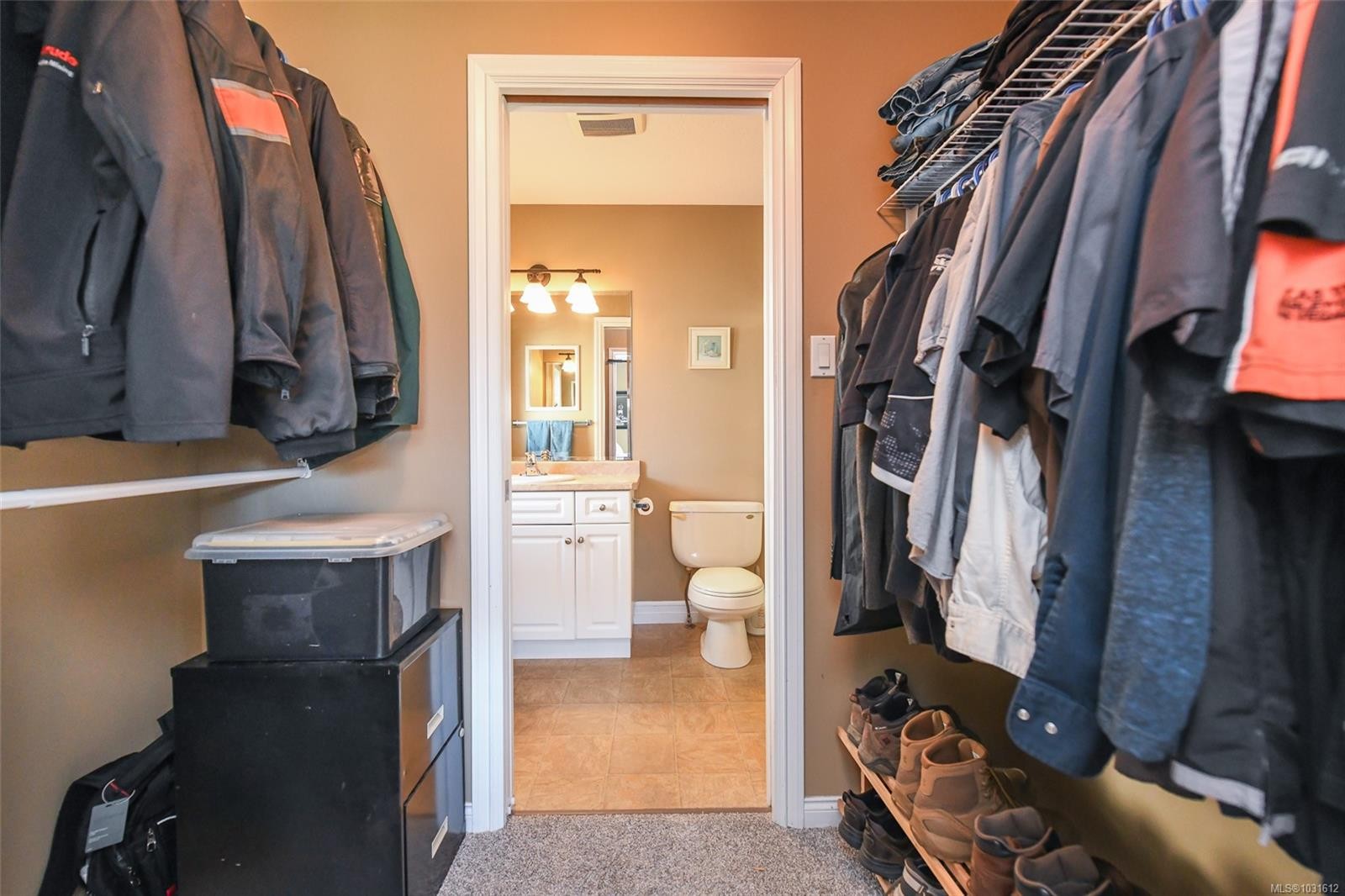 831 Aspen Rd, Comox, BC