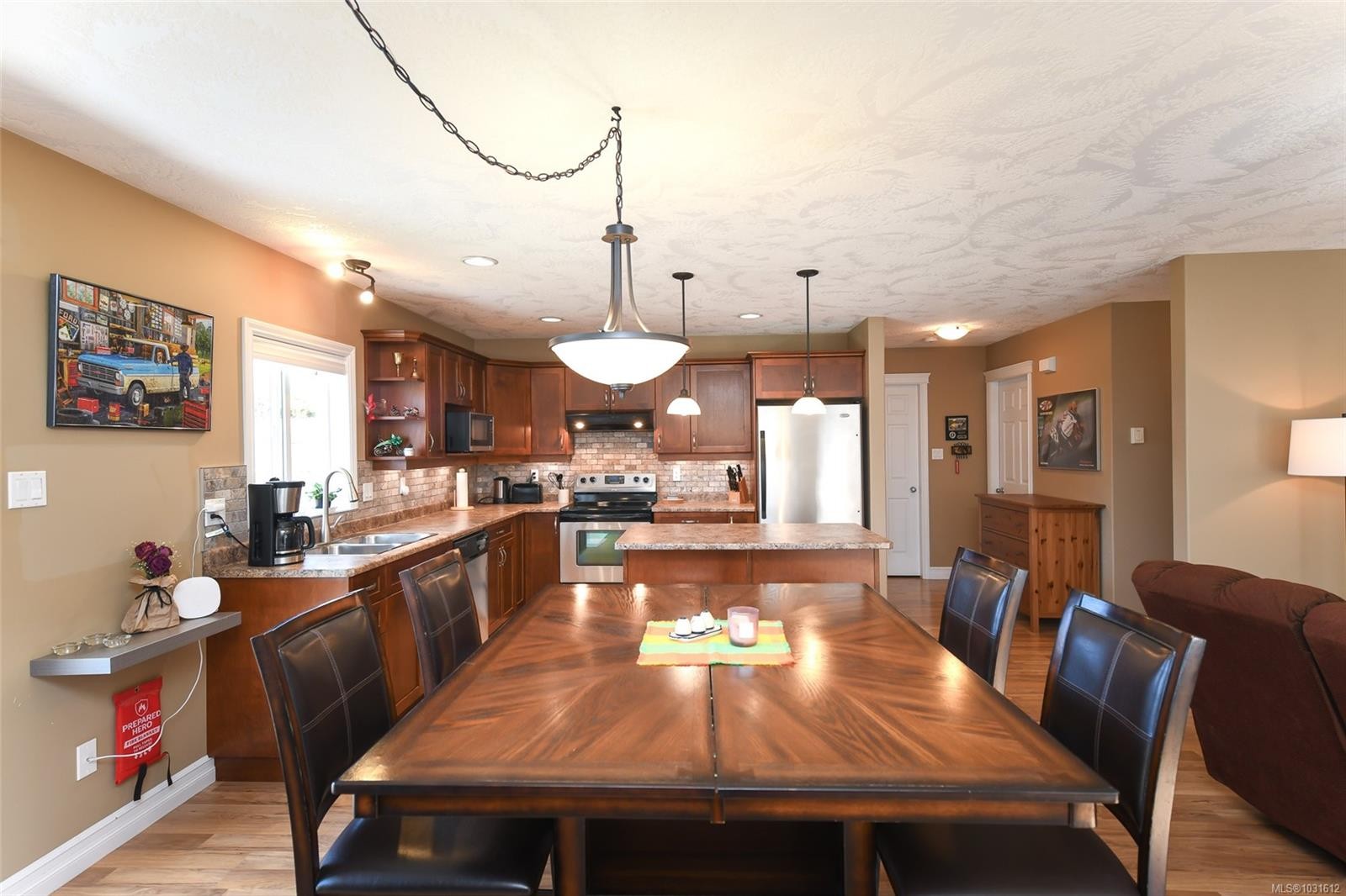 831 Aspen Rd, Comox, BC