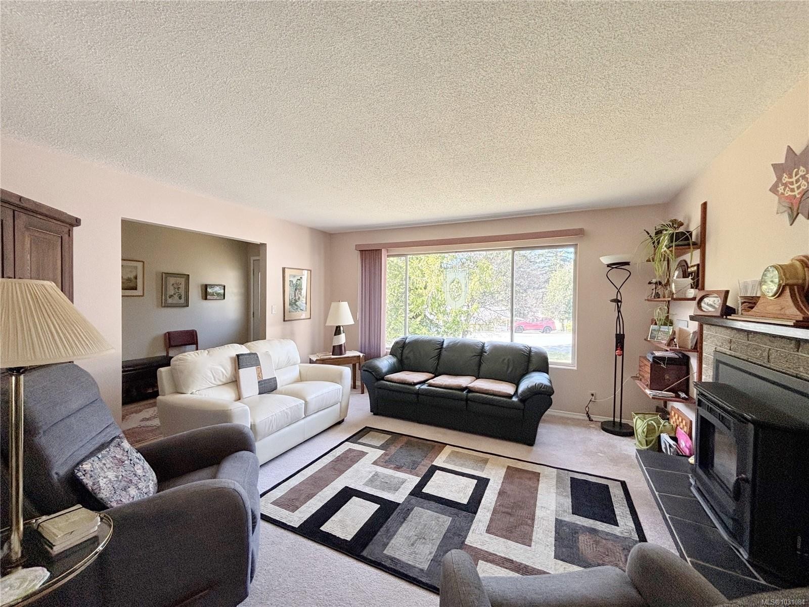 445 Chamiss Cres, Gold River, BC