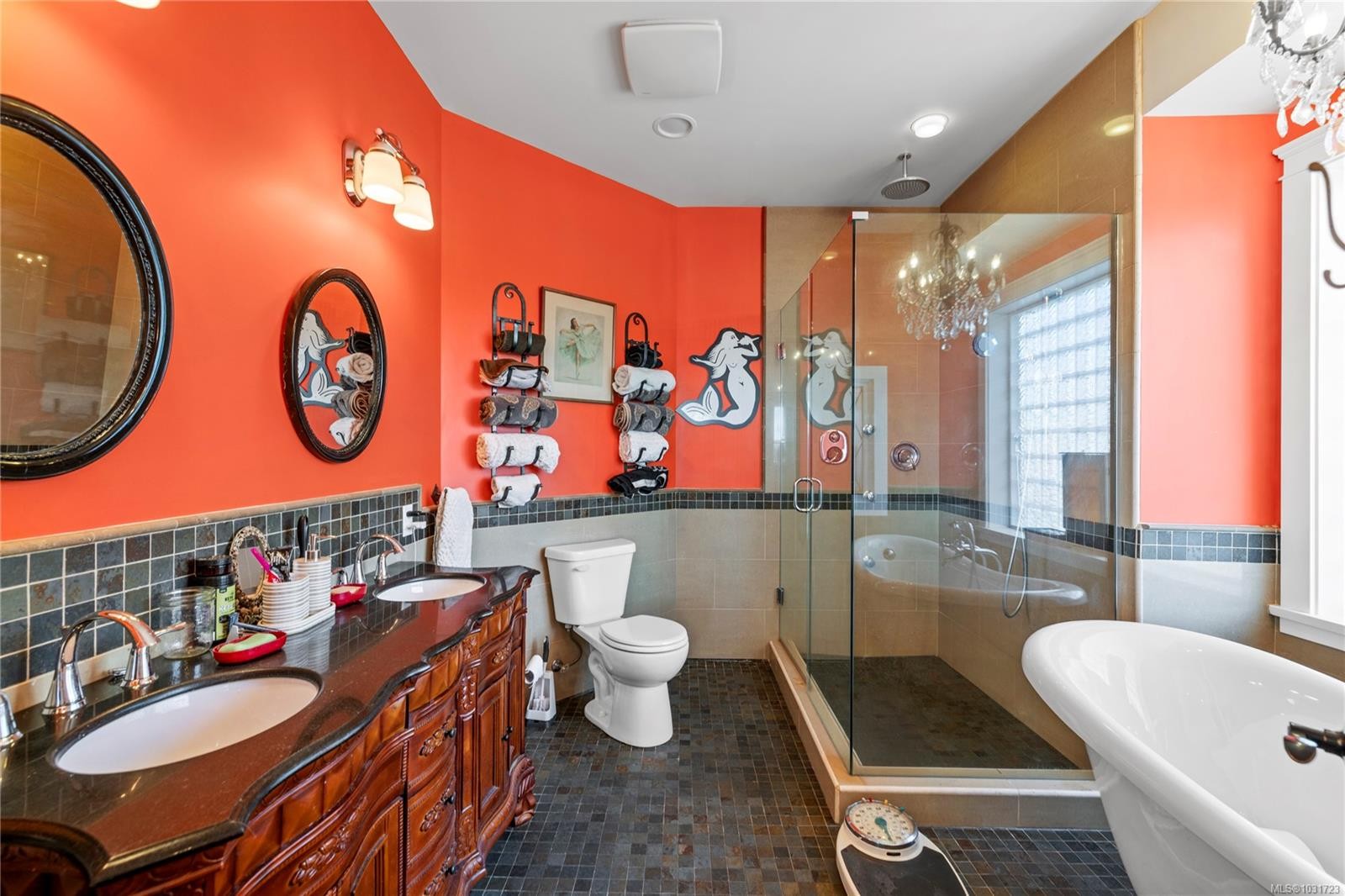 426 Davis Rd, Ladysmith, BC