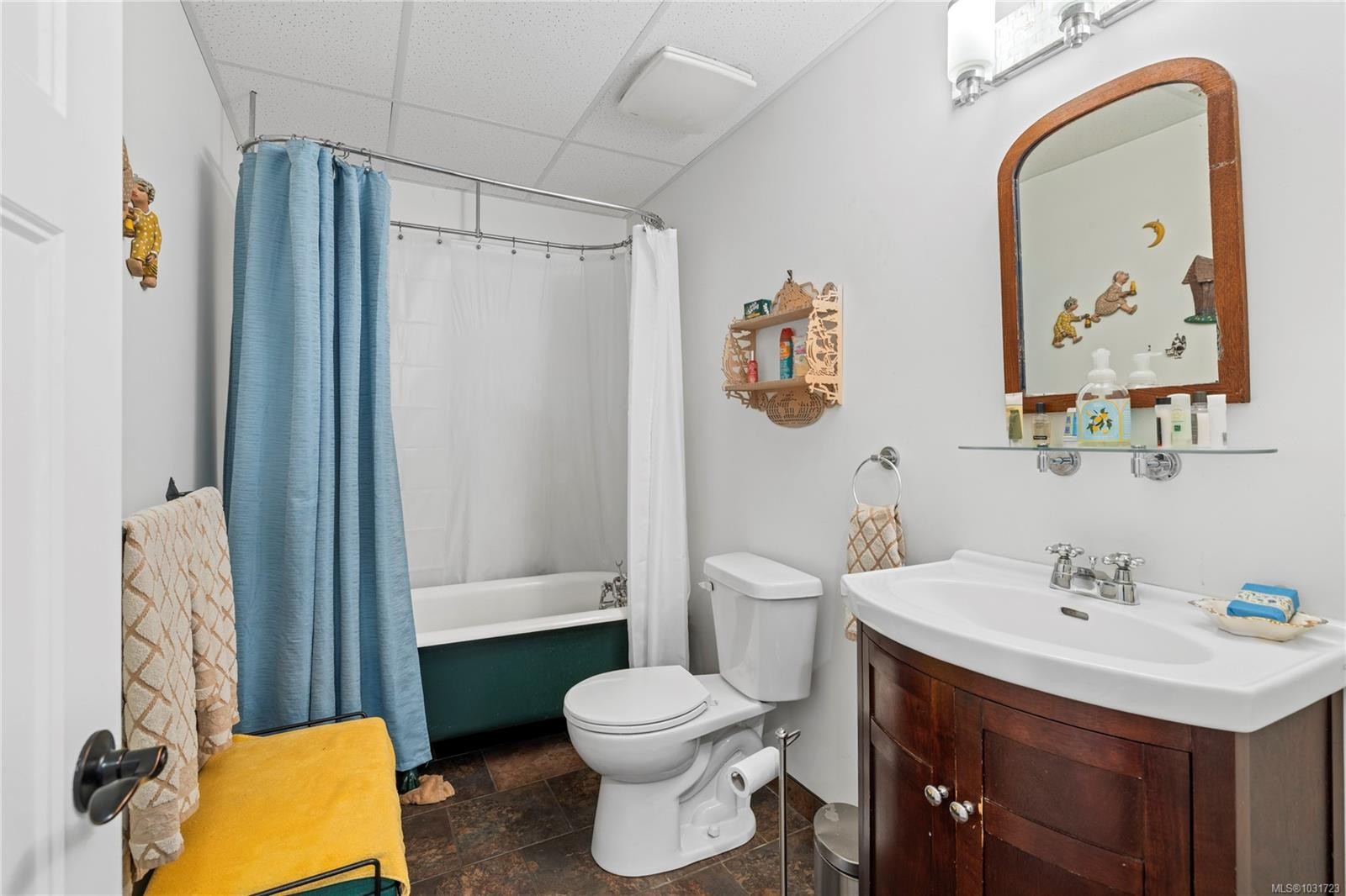 426 Davis Rd, Ladysmith, BC