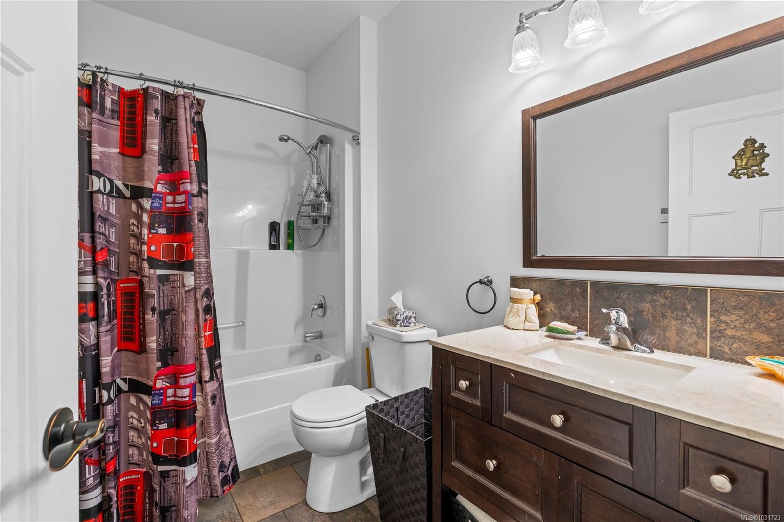 426 Davis Rd, Ladysmith, BC