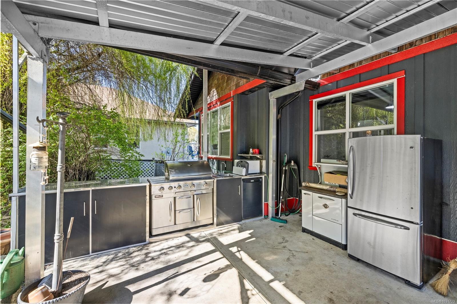 426 Davis Rd, Ladysmith, BC