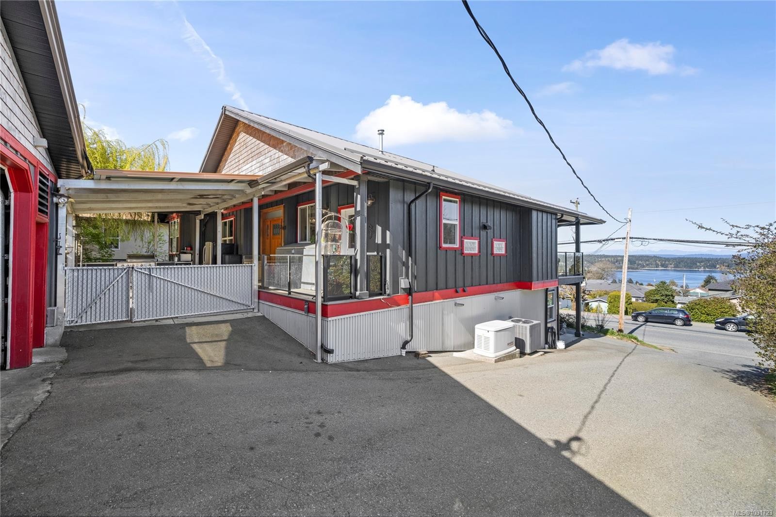 426 Davis Rd, Ladysmith, BC