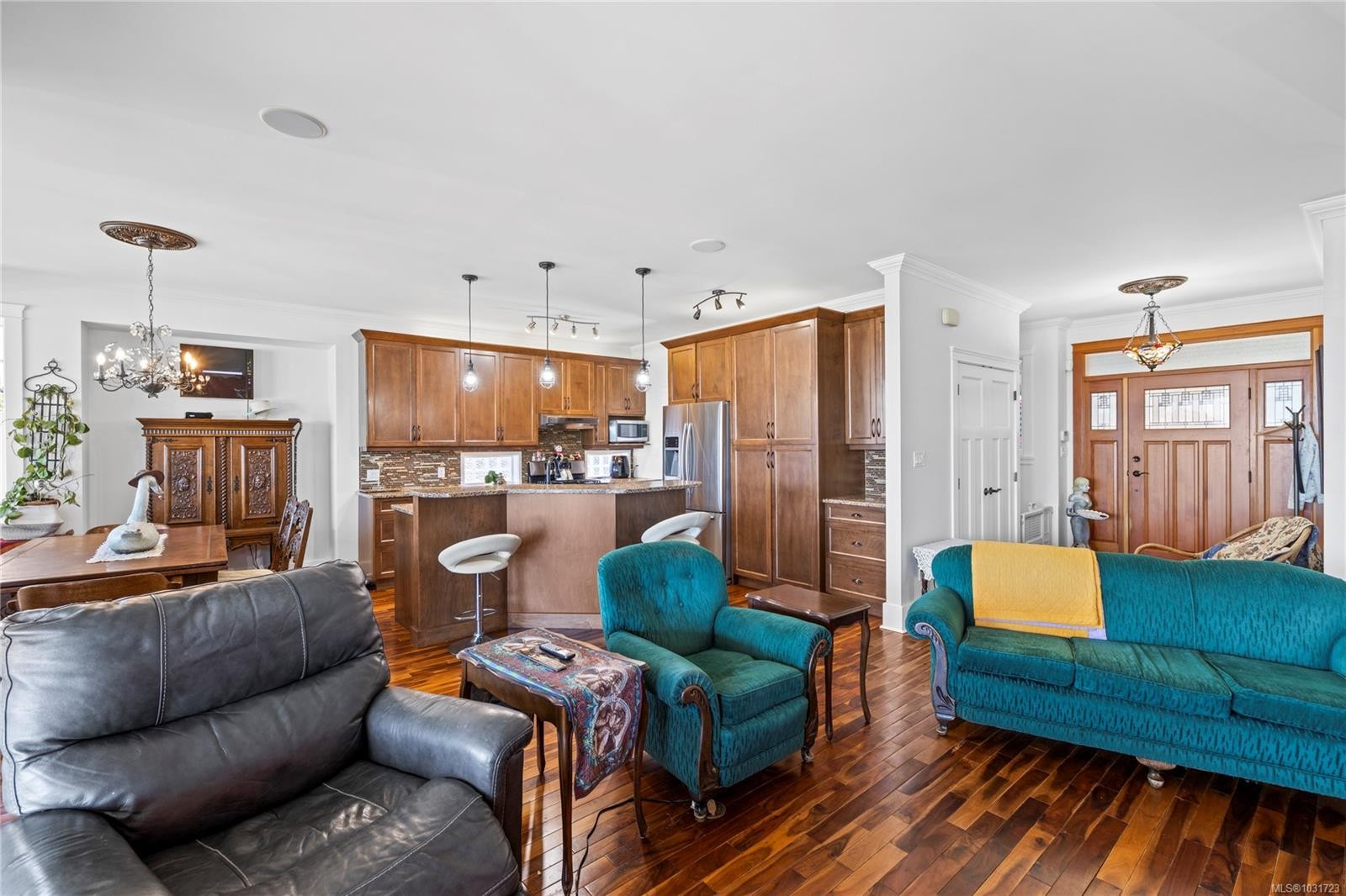 426 Davis Rd, Ladysmith, BC