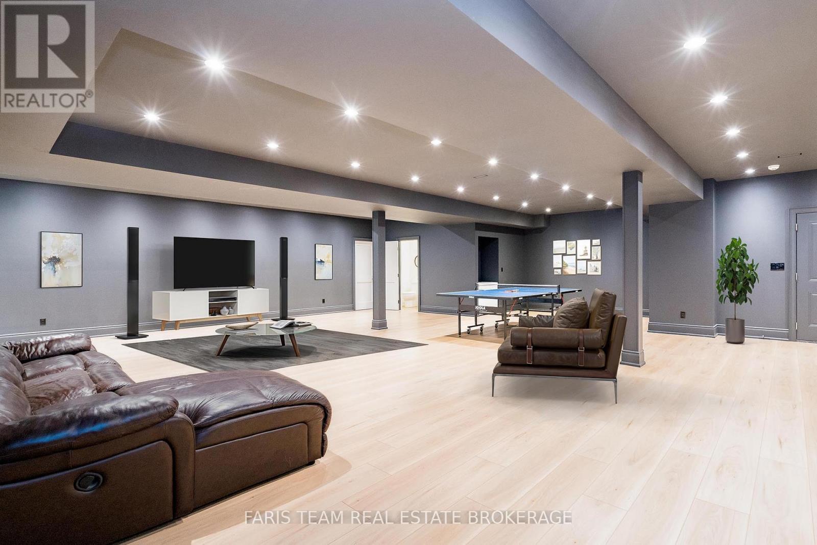 4 Sycamore Circle, Springwater, ON - Indoor