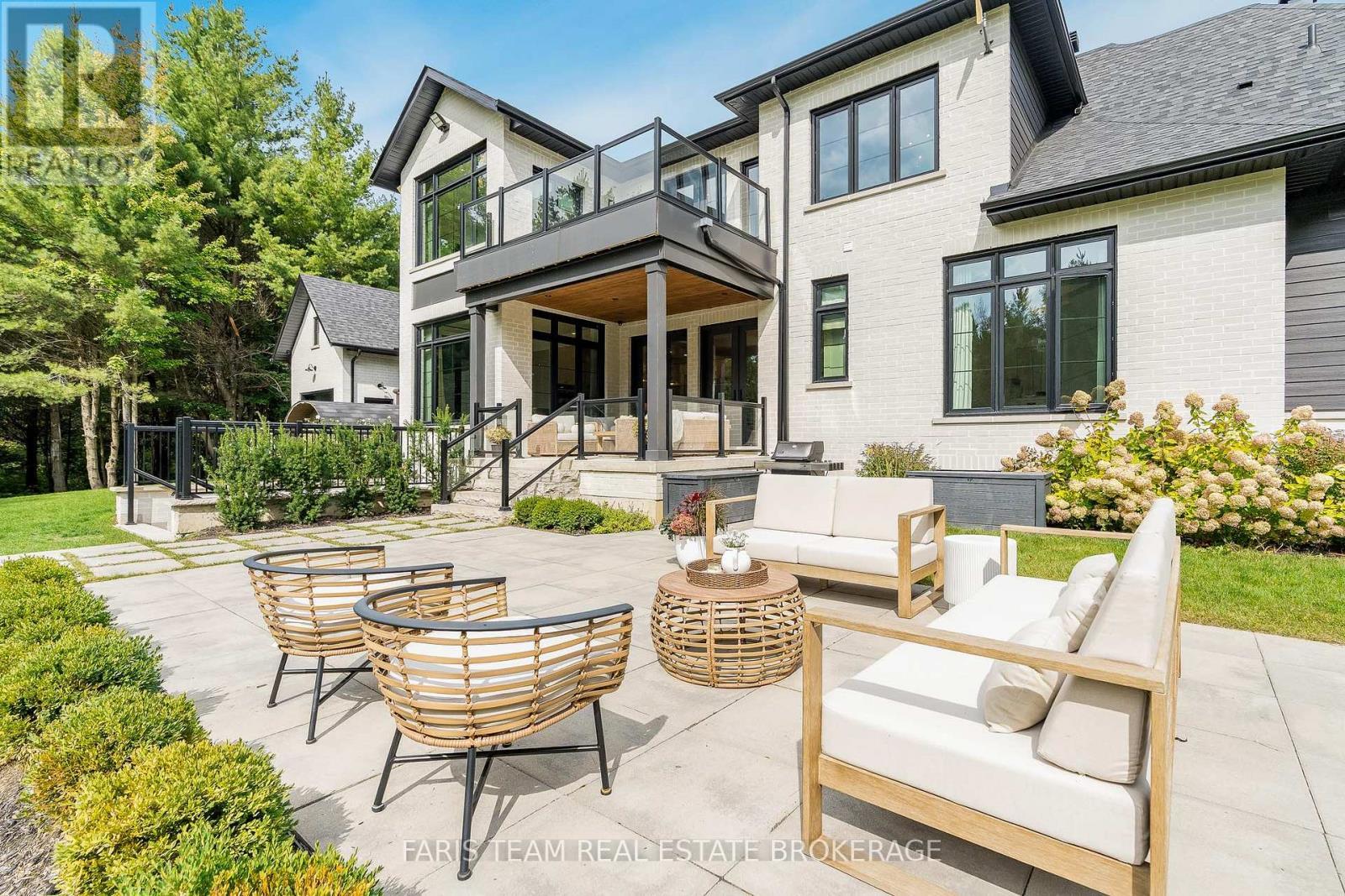 4 Sycamore Circle, Springwater, ON - Outdoor With Deck Patio Veranda