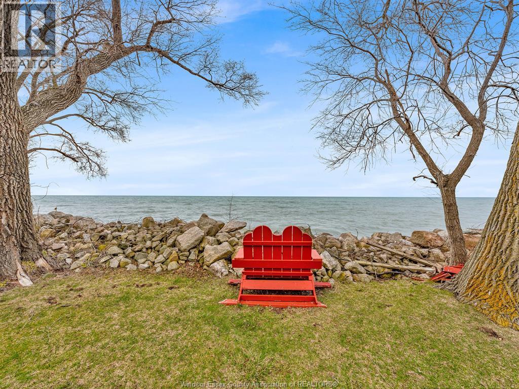 V/L Robson Road, Leamington, ON