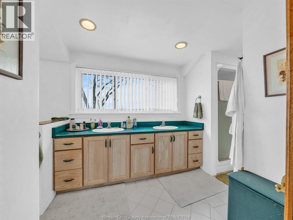 278 Robson Road, Leamington, ON - Indoor Photo Showing Other Room