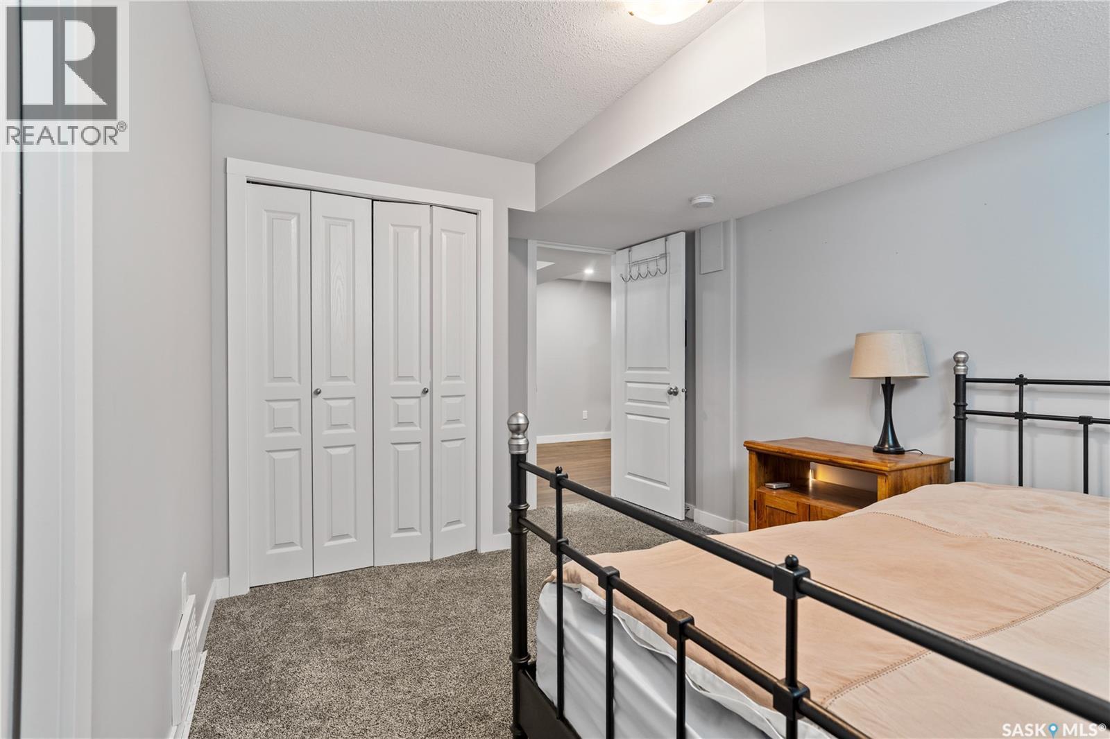 4810 Green Brooks Way E, Regina, SK - Indoor