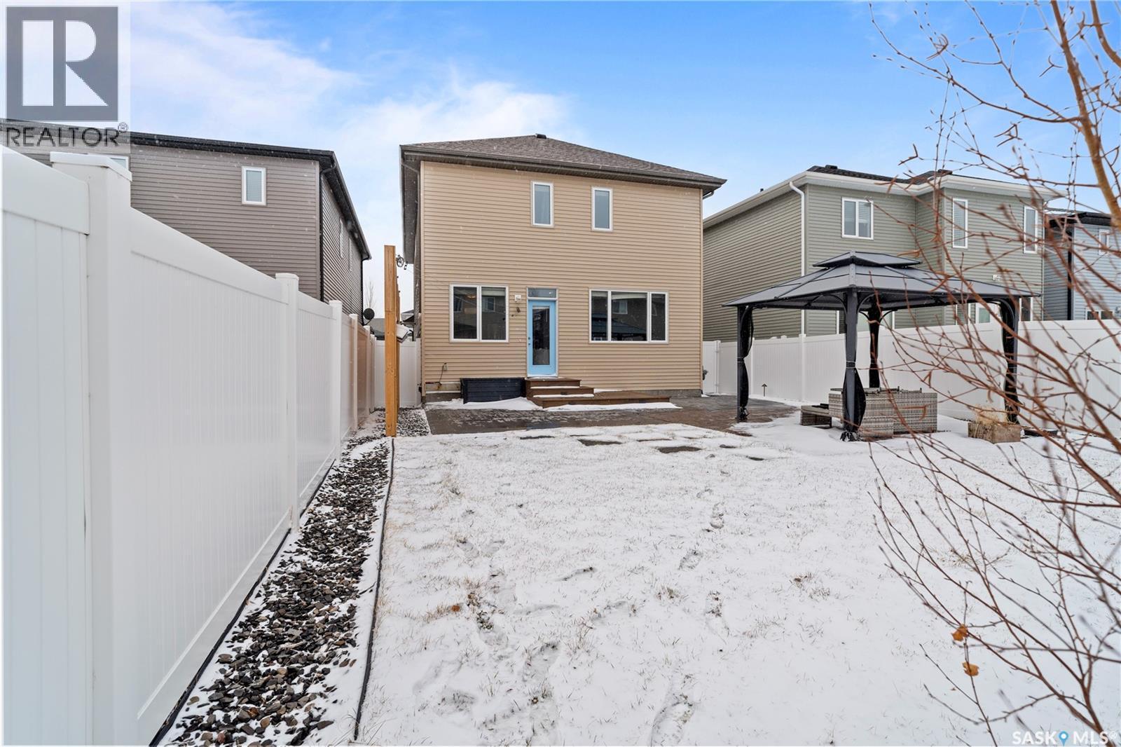 4810 Green Brooks Way E, Regina, SK - Outdoor