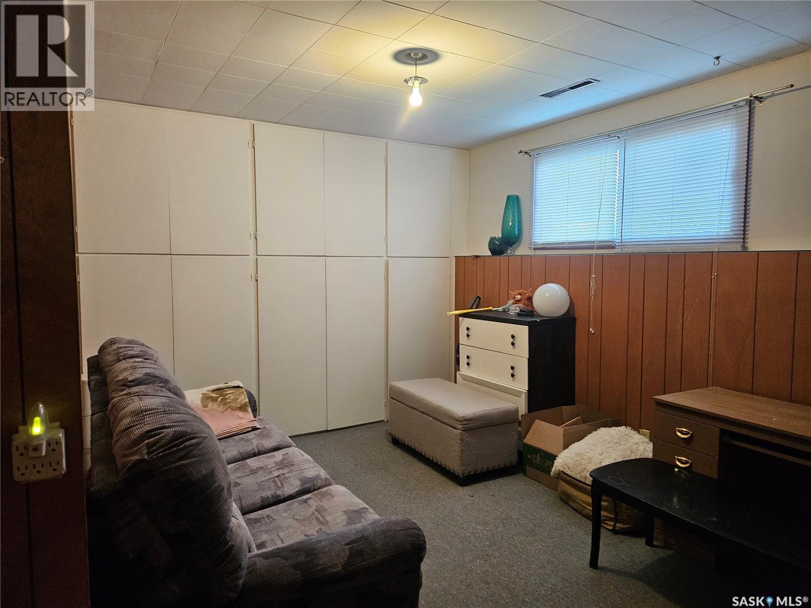 335 Aspen Drive, Swift Current, SK - Indoor