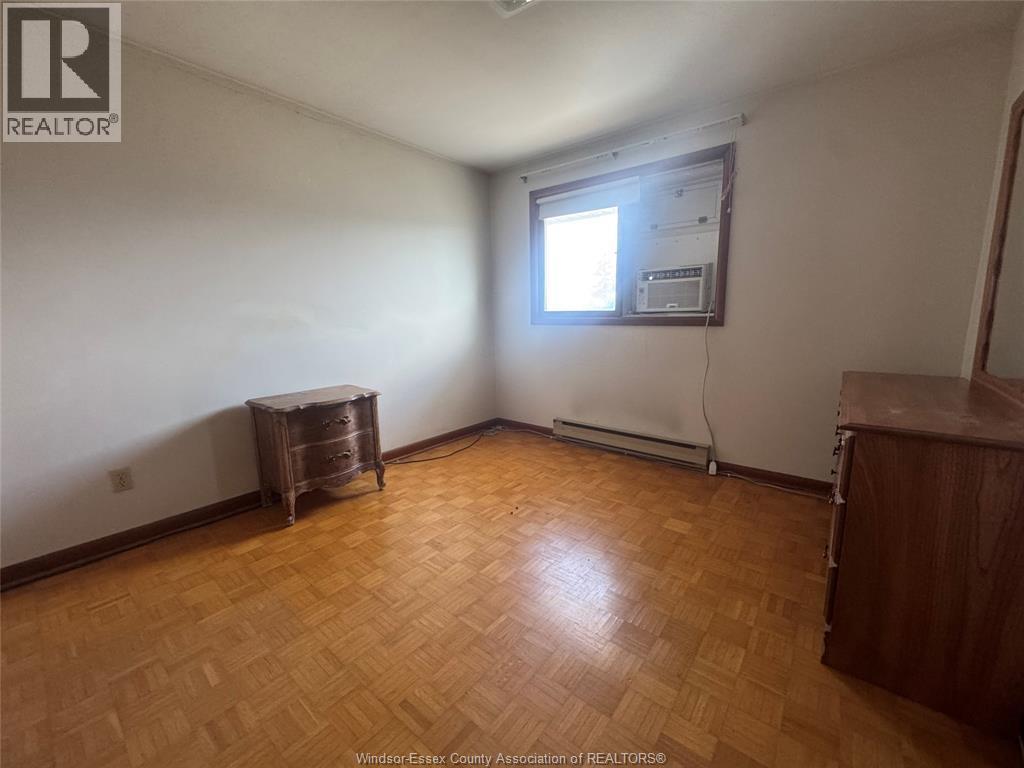 3027 Walker Road Unit# C, Windsor, ON - Indoor Photo Showing Other Room
