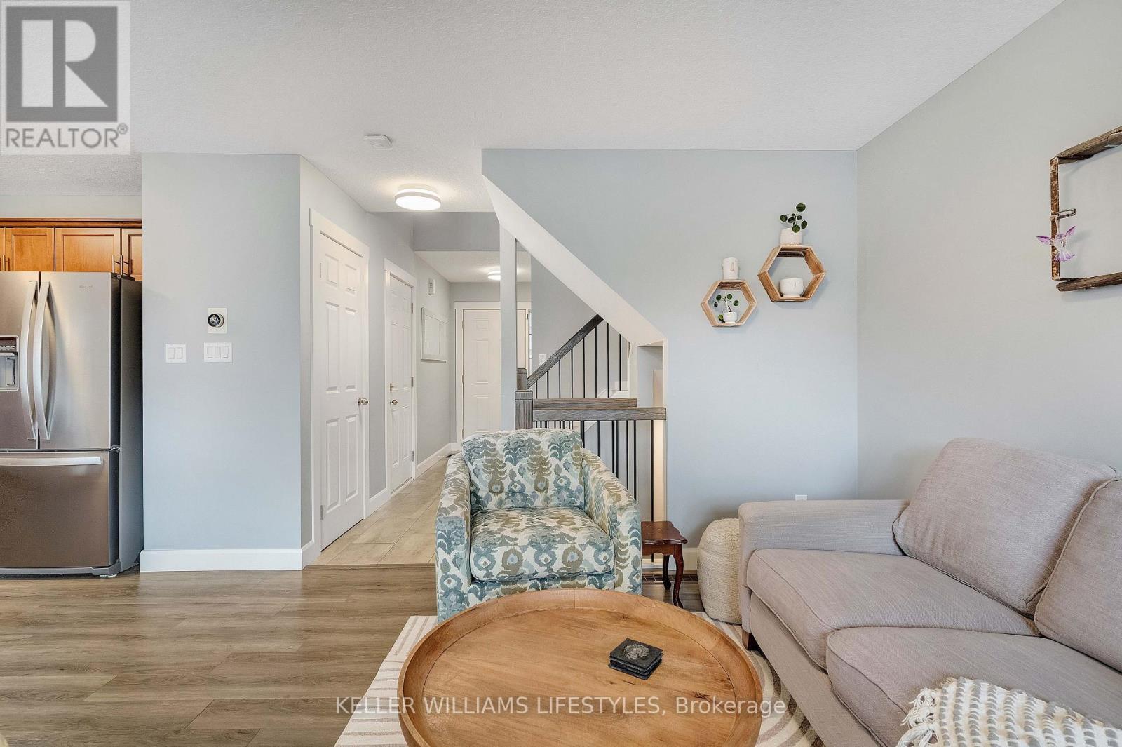 125 Hagerman Crescent, St. Thomas, ON - Indoor