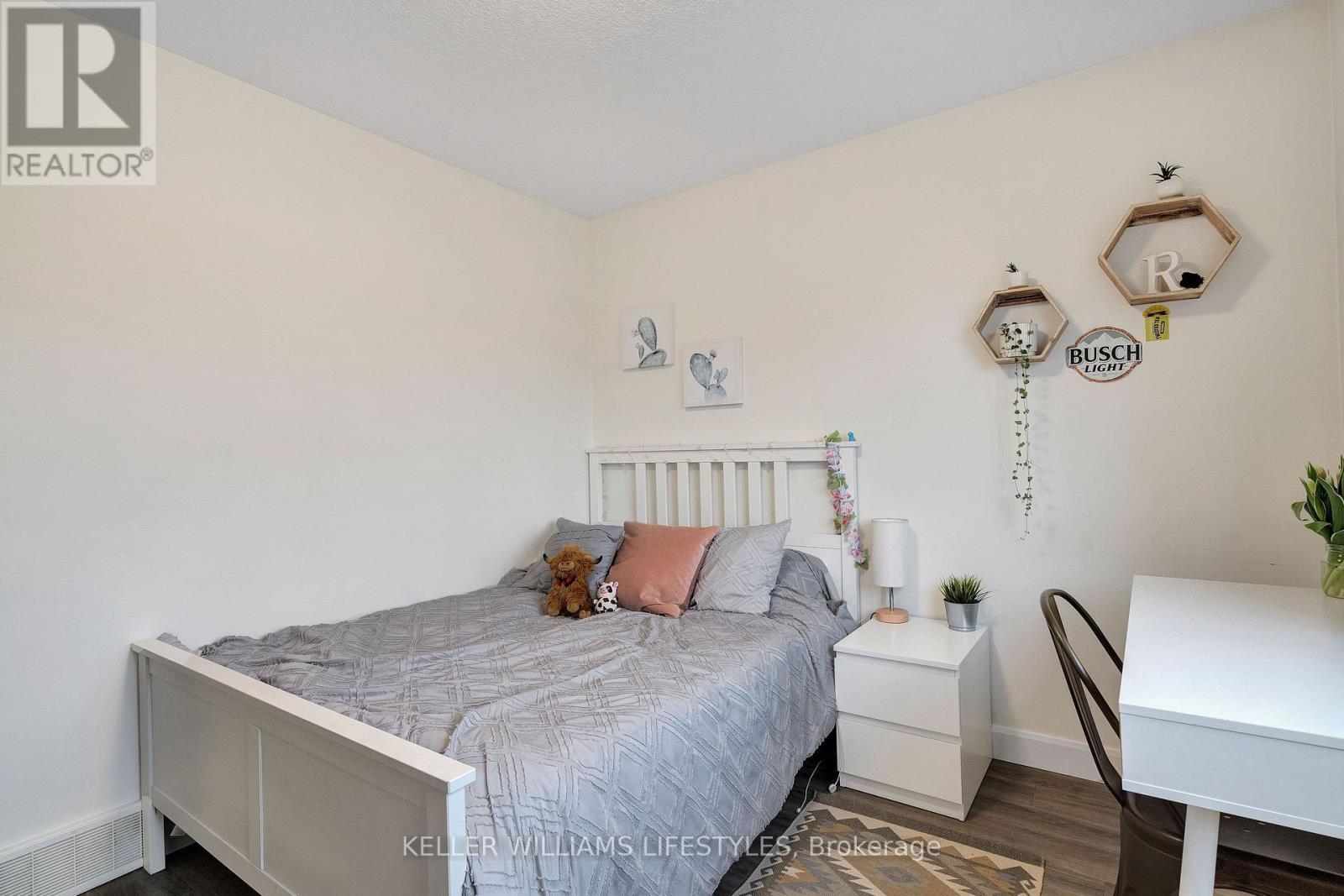 125 Hagerman Crescent, St. Thomas, ON - Indoor Photo Showing Bedroom