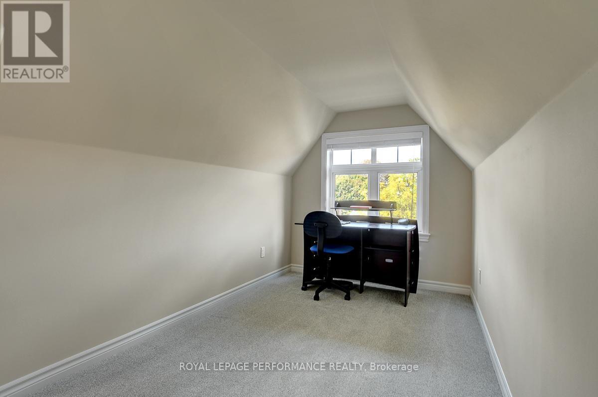 318 Iona Street, Ottawa, ON - Indoor