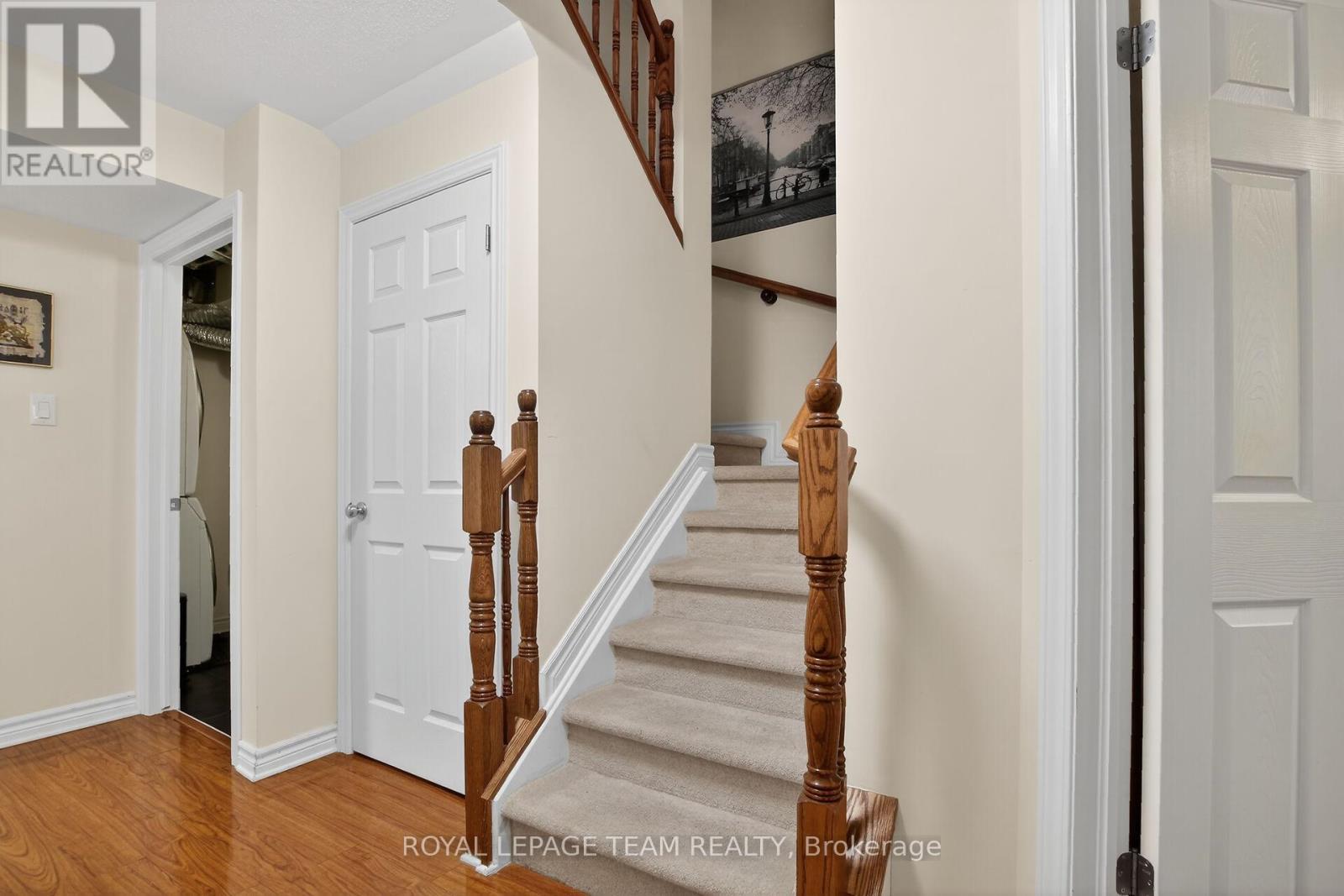 130A Lindenshade Drive, Ottawa, ON - Indoor Photo Showing Other Room