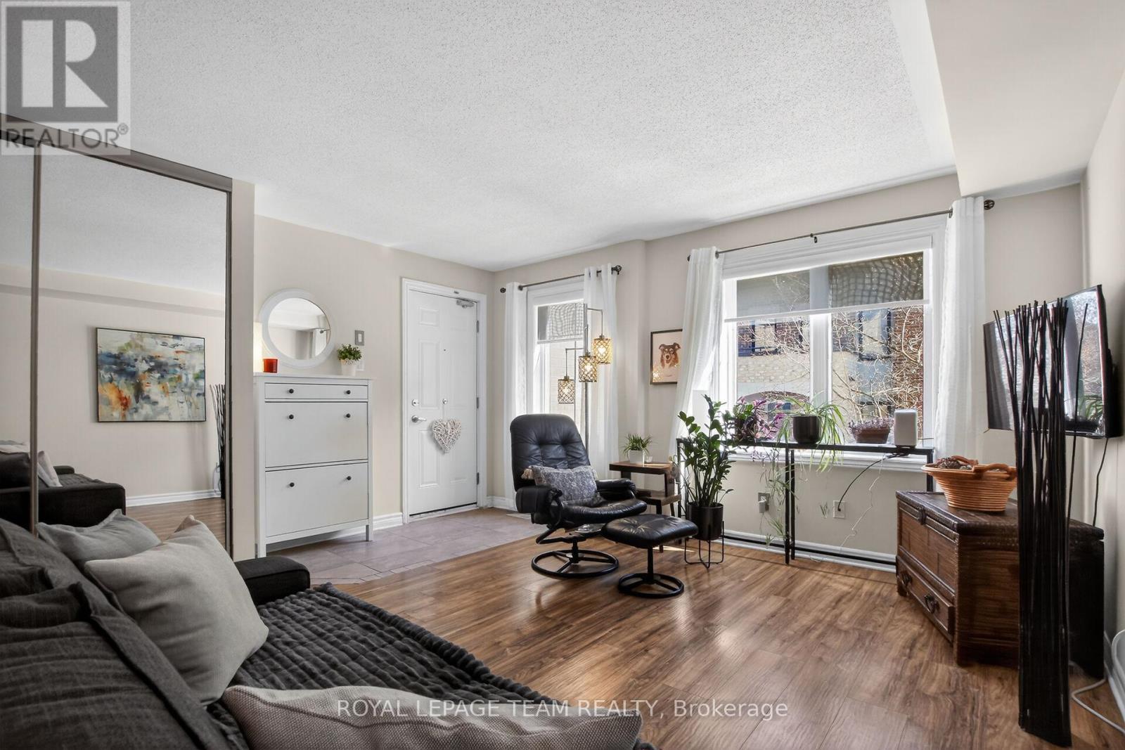 130A Lindenshade Drive, Ottawa, ON - Indoor