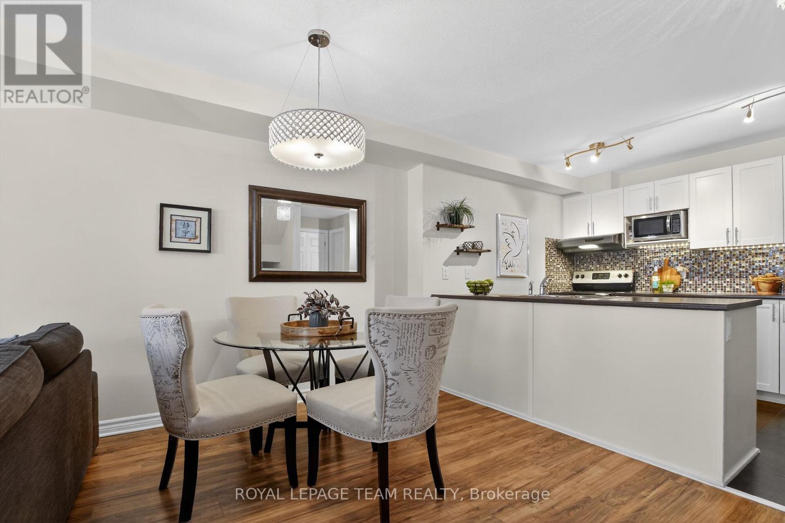 130A Lindenshade Drive, Ottawa, ON - Indoor Photo Showing Dining Room