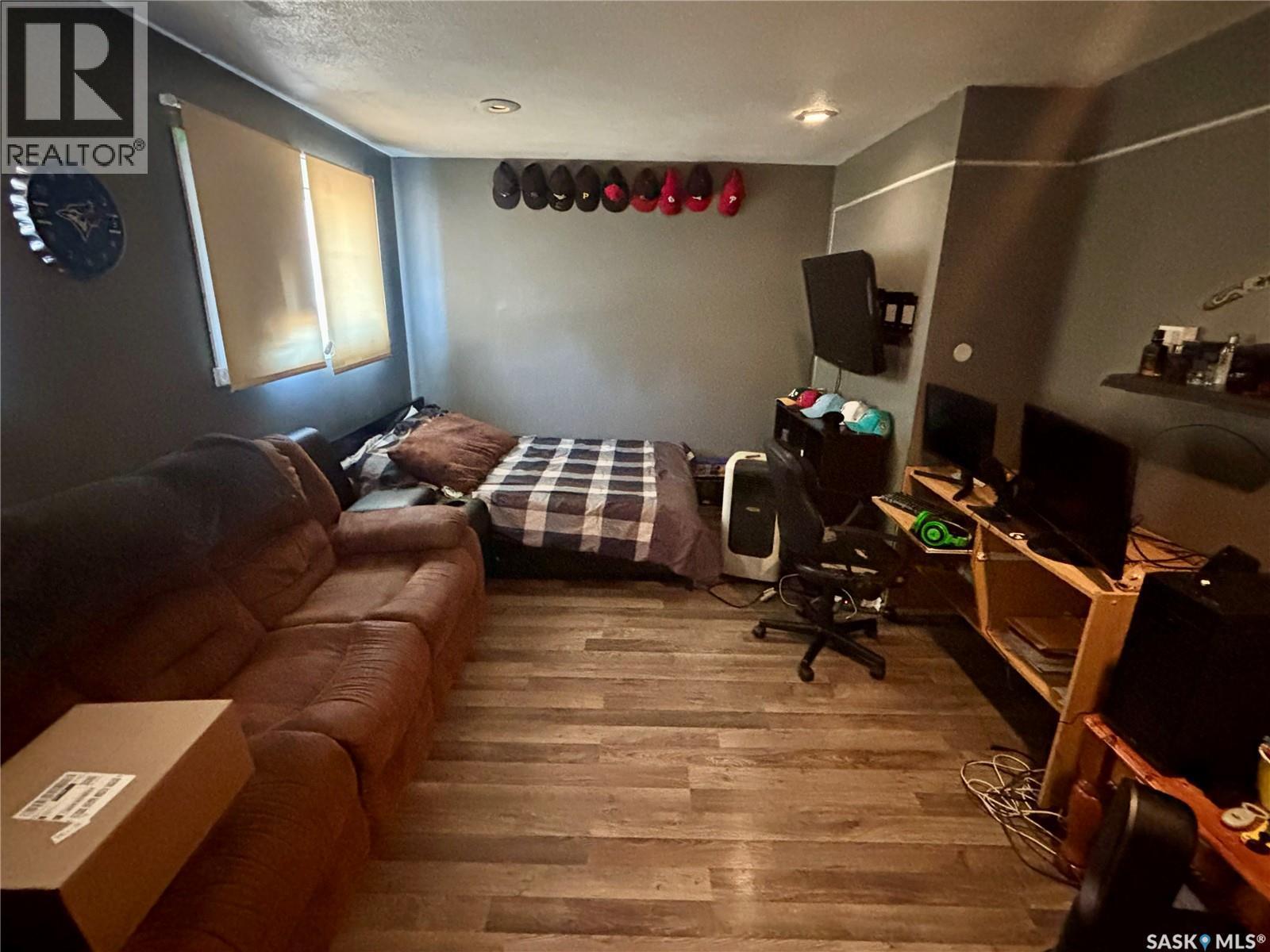 1 Davidson Crescent, Saskatoon, SK - Indoor