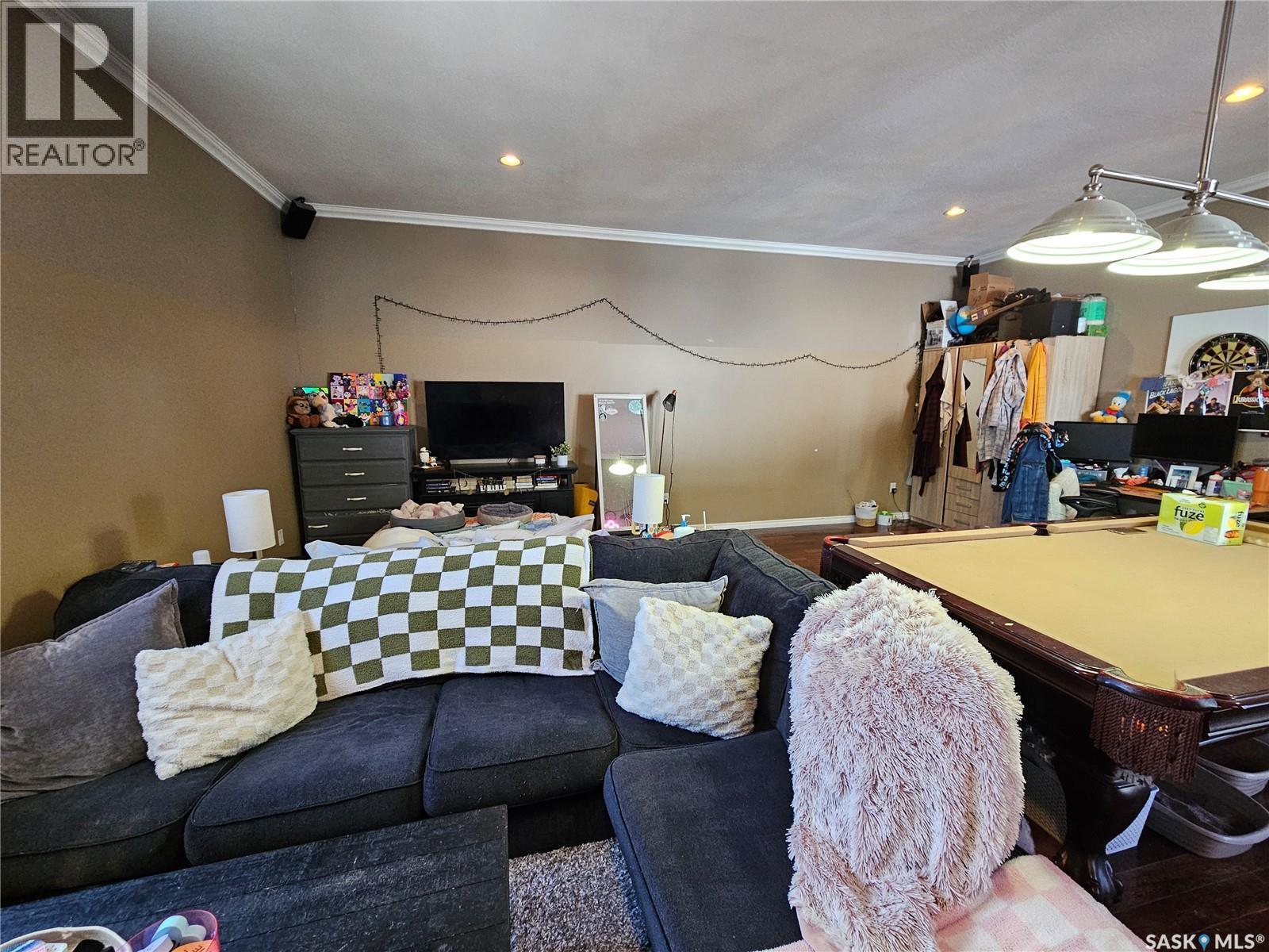 1 Davidson Crescent, Saskatoon, SK - Indoor