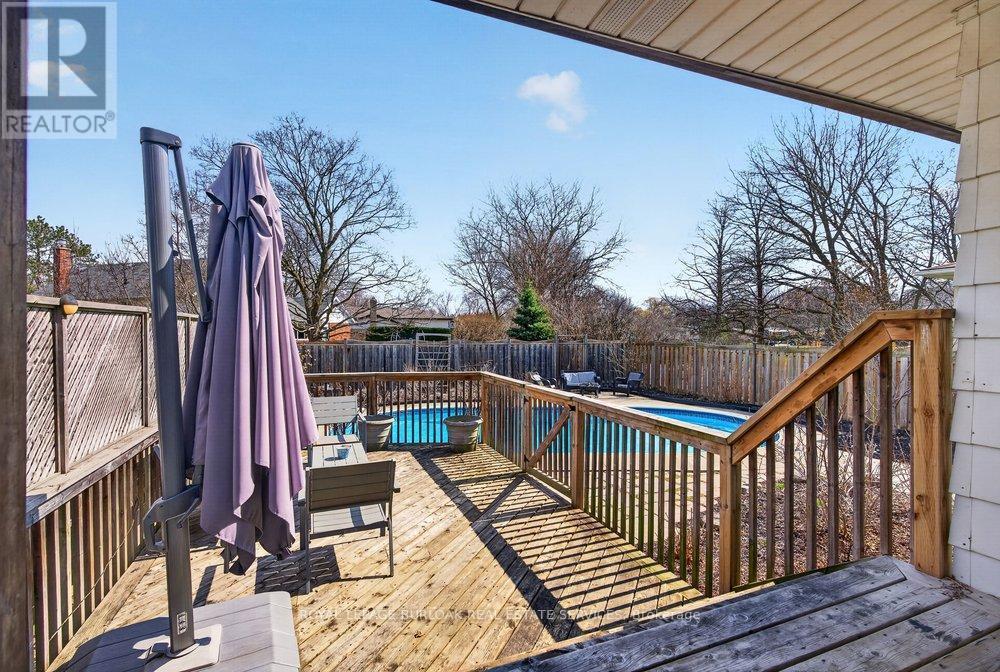 578 Holly Hill Crescent, Burlington, ON - Outdoor With Deck Patio Veranda With Exterior
