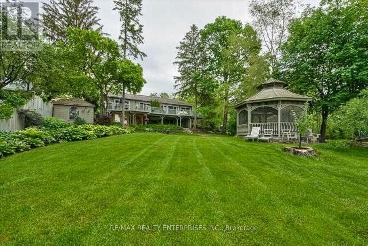 1168 Stavebank Road, Mississauga, ON - Outdoor With Deck Patio Veranda With Backyard