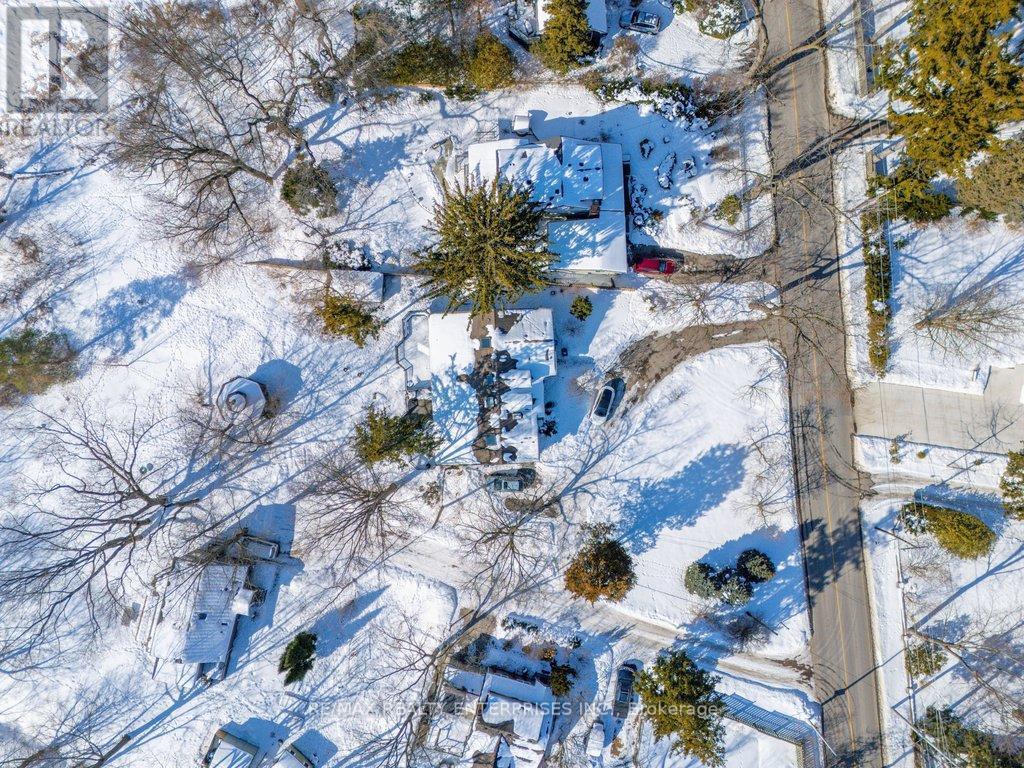 1168 Stavebank Road, Mississauga, ON - Outdoor