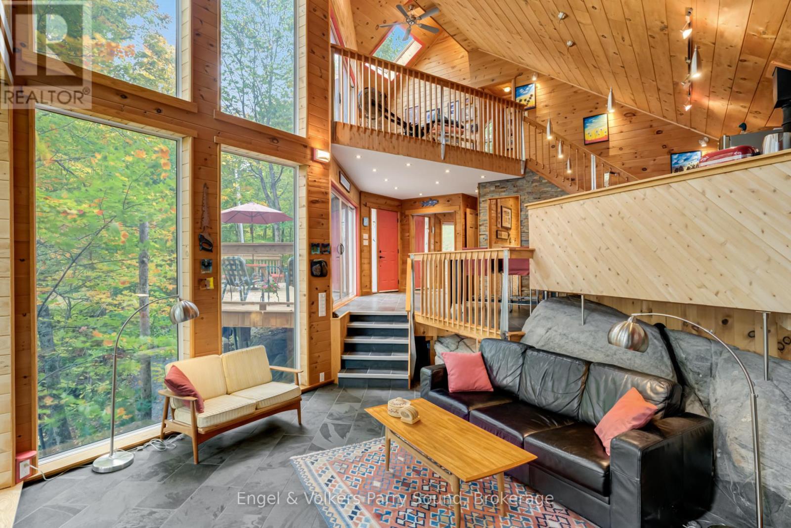 139 Manitou Drive, Mckellar, ON - Indoor