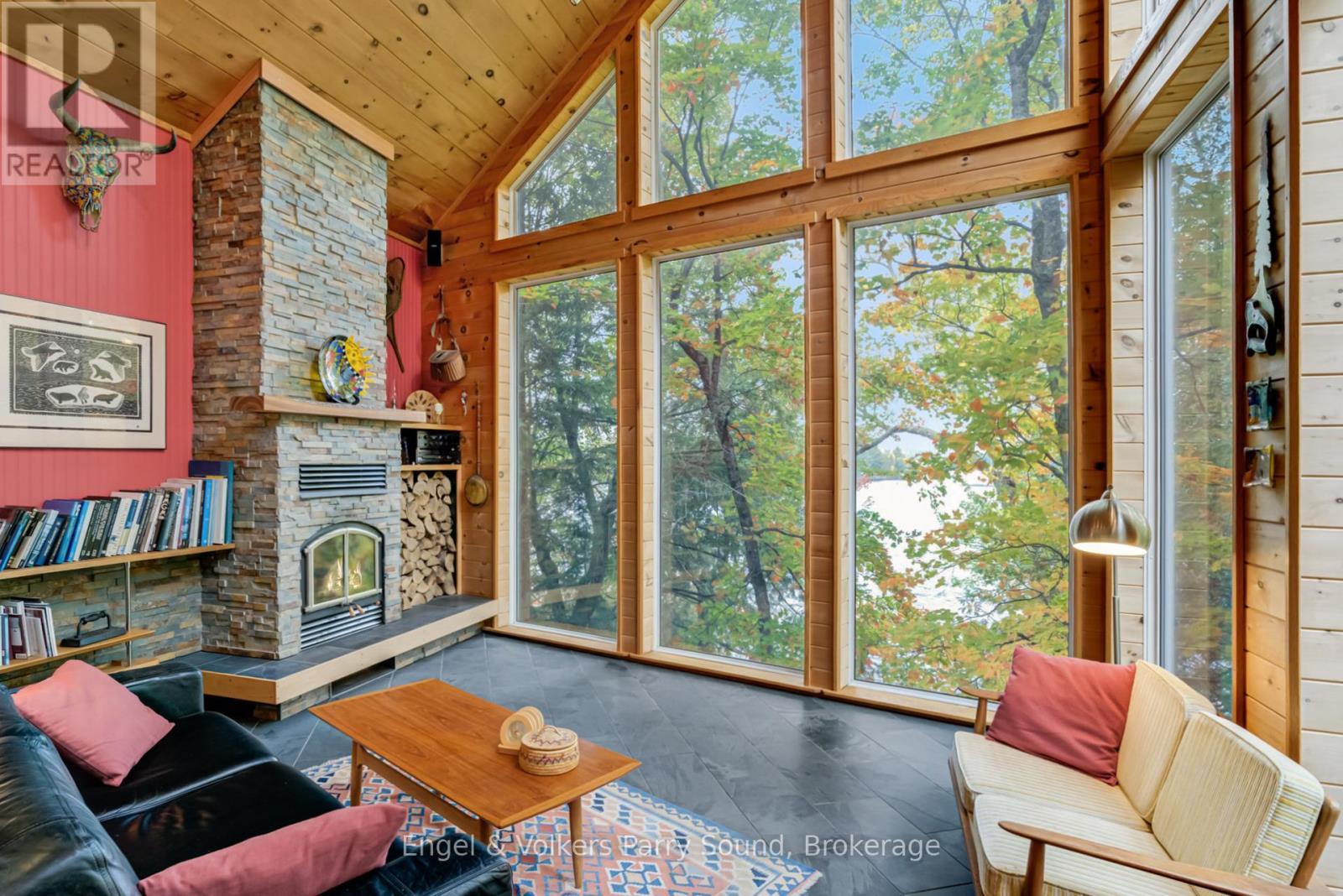139 Manitou Drive, Mckellar, ON - Indoor With Fireplace