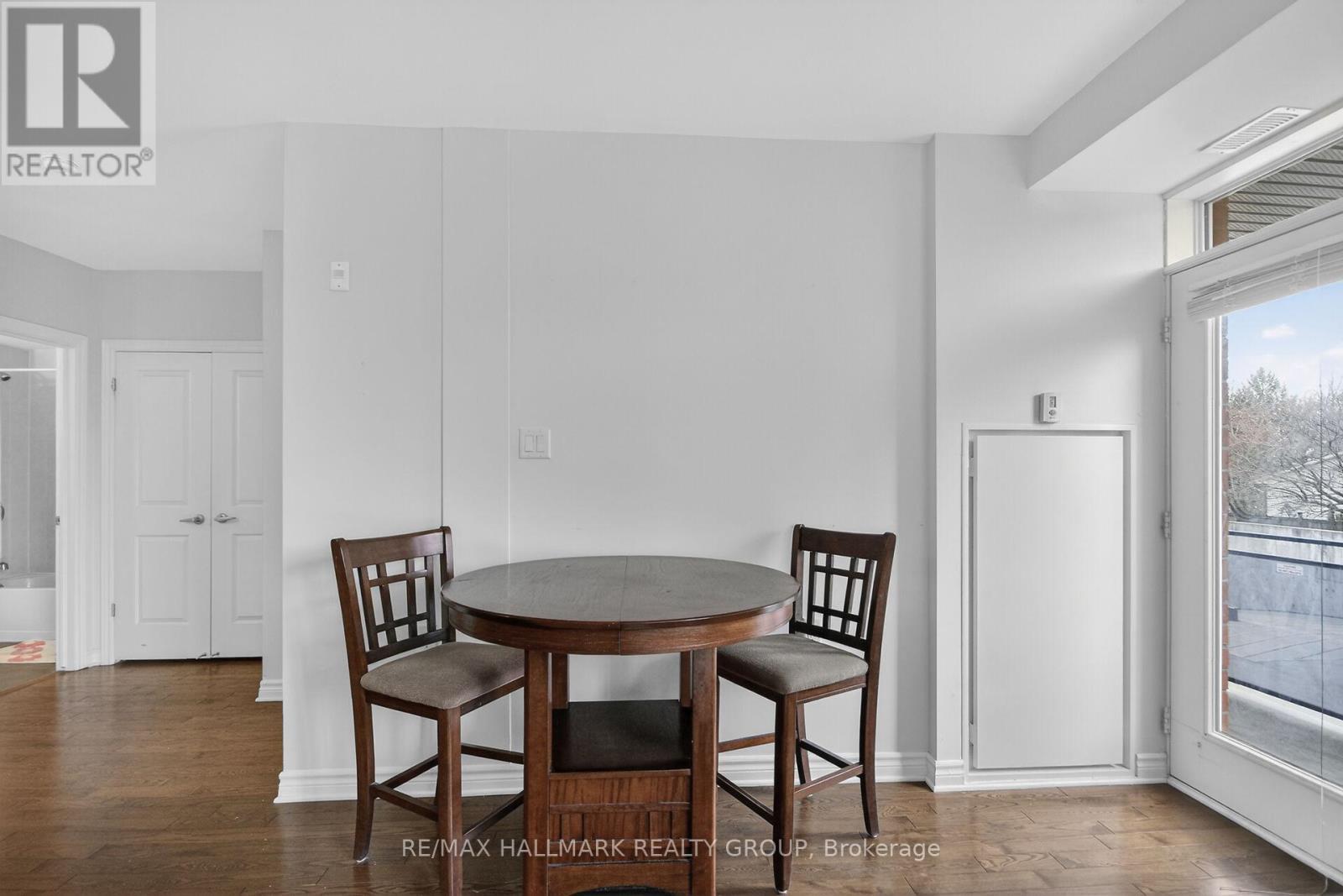 220 - 3684 Fallowfield Road, Ottawa, ON - Indoor Photo Showing Dining Room