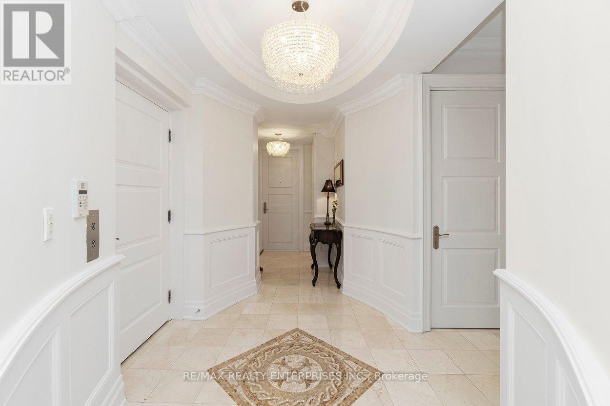 416 - 2095 Lake Shore Boulevard W, Toronto, ON - Indoor Photo Showing Other Room