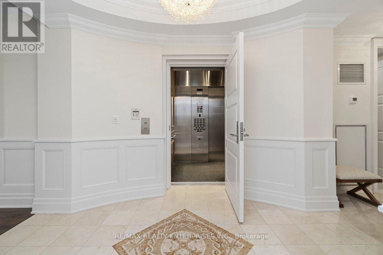416 - 2095 Lake Shore Boulevard W, Toronto, ON - Indoor Photo Showing Other Room