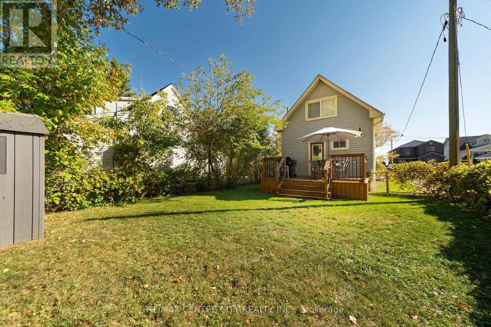 417 Edith Cavell Boulevard, Central Elgin, ON - Outdoor With Deck Patio Veranda
