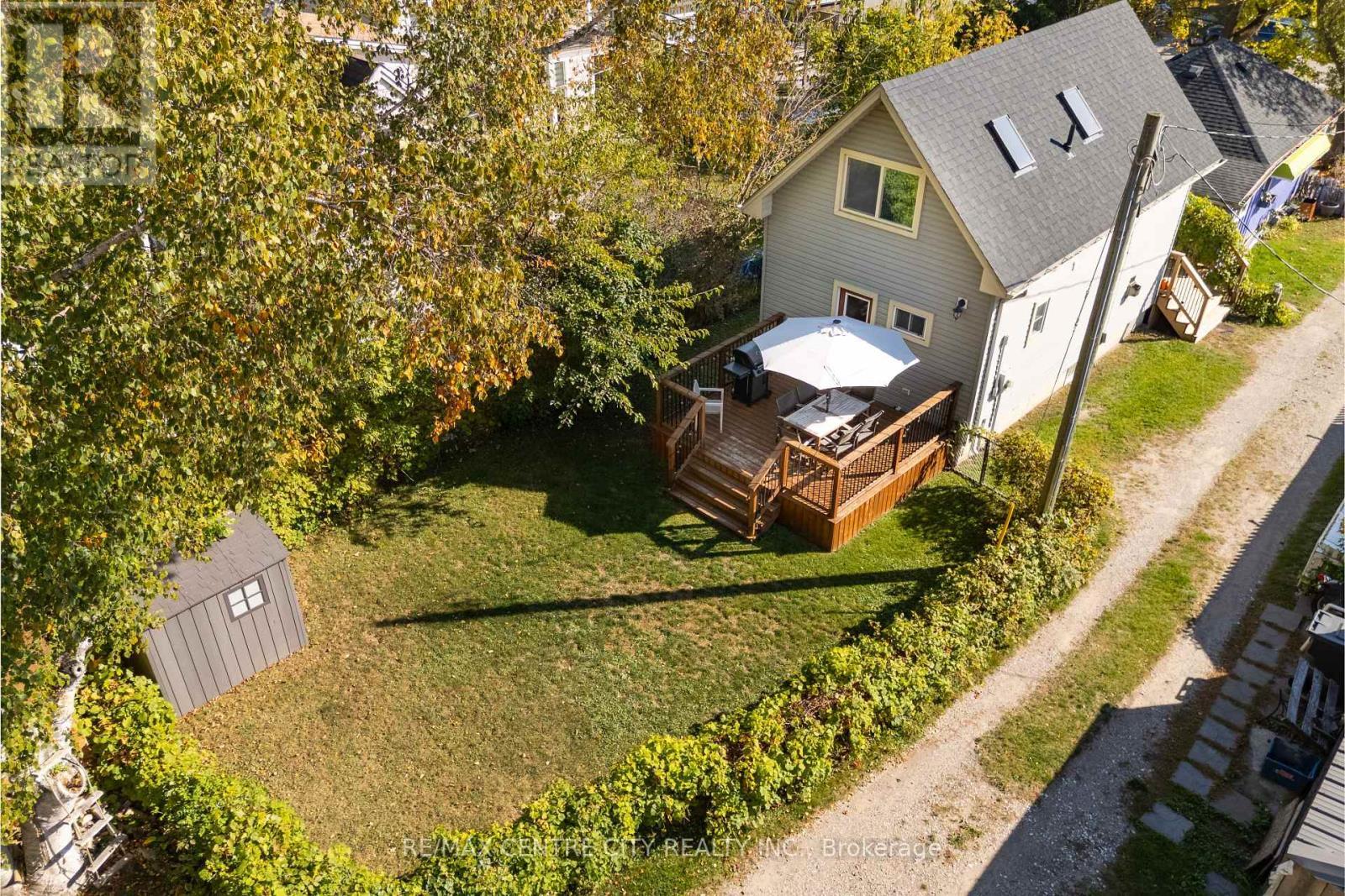 417 Edith Cavell Boulevard, Central Elgin, ON - Outdoor With Deck Patio Veranda