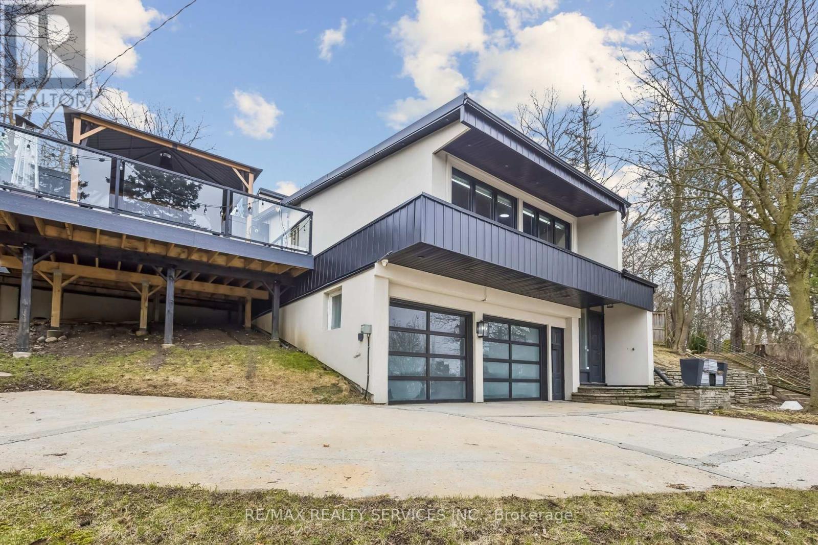 3 Chicopee Terrace, Kitchener, ON - Outdoor With Deck Patio Veranda