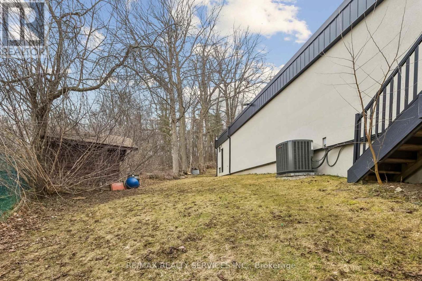 3 Chicopee Terrace, Kitchener, ON - Outdoor