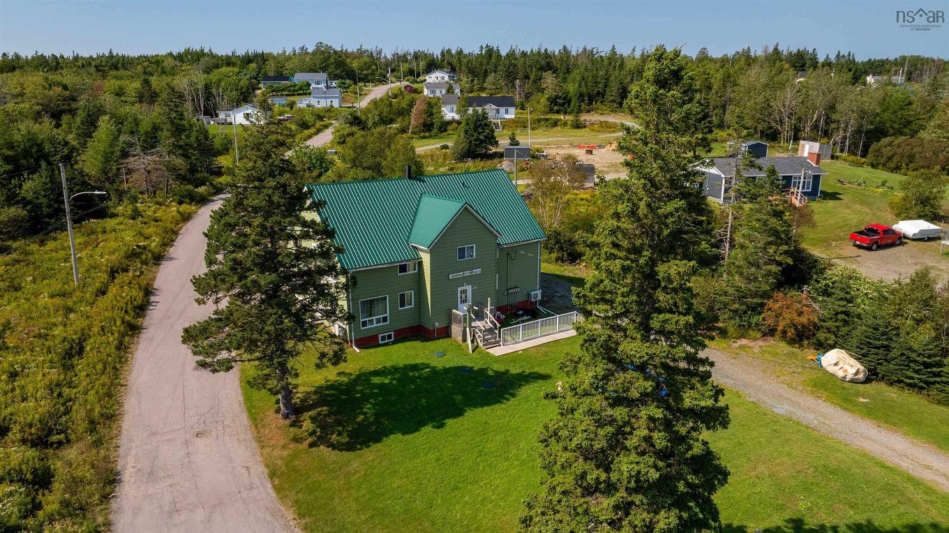 15 Pool Road, Sheet Harbour, NS