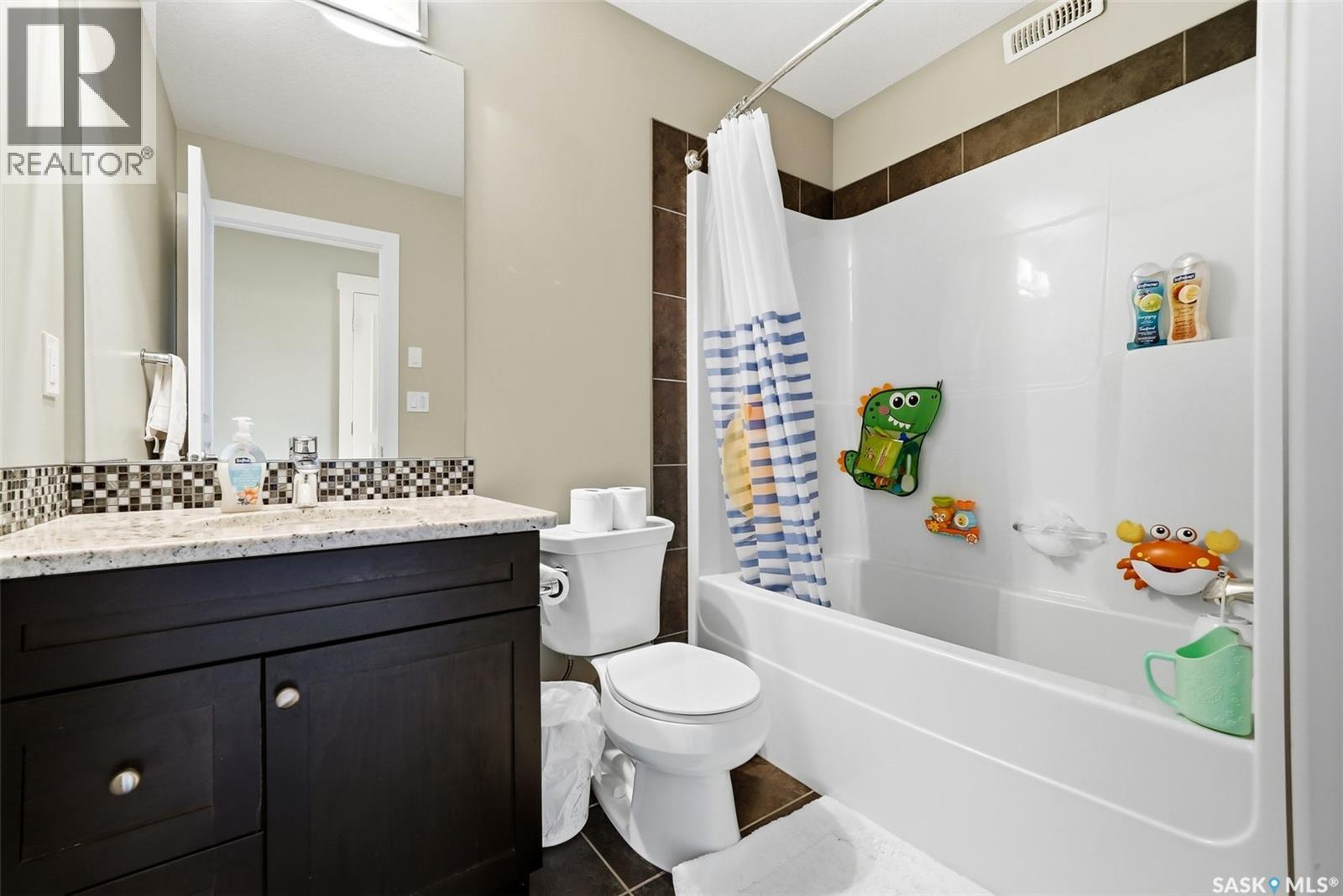 2914 Elgaard Drive, Regina, SK - Indoor Photo Showing Bathroom