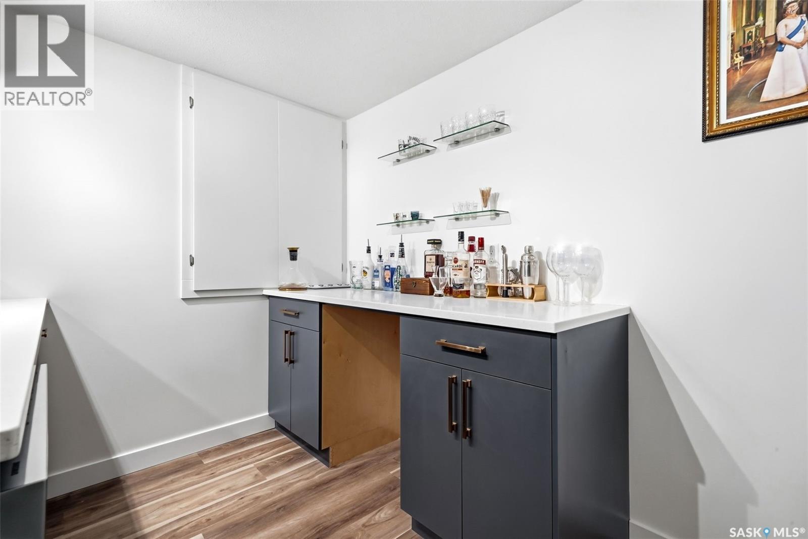 2914 Elgaard Drive, Regina, SK - Indoor