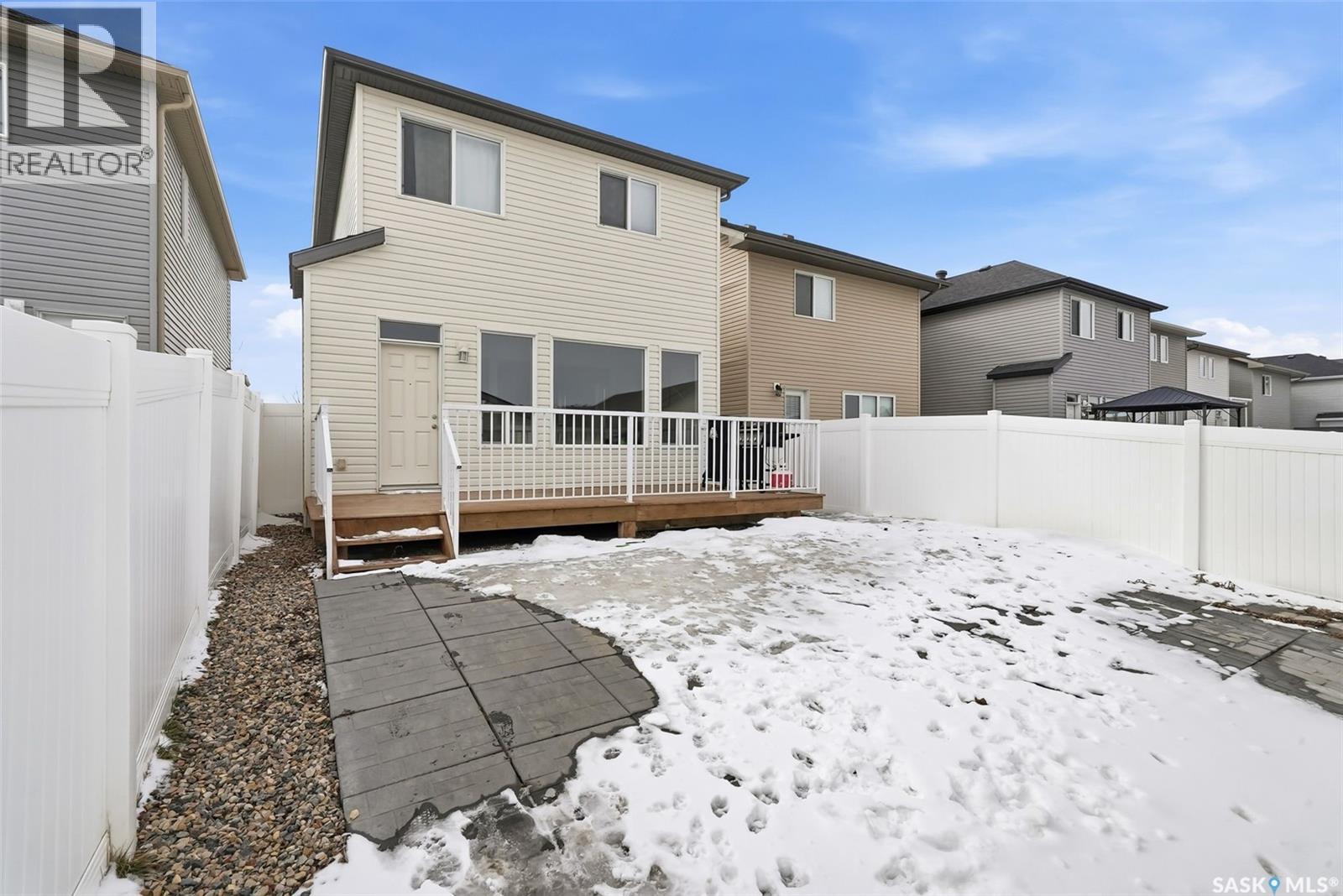 2914 Elgaard Drive, Regina, SK - Outdoor With Exterior