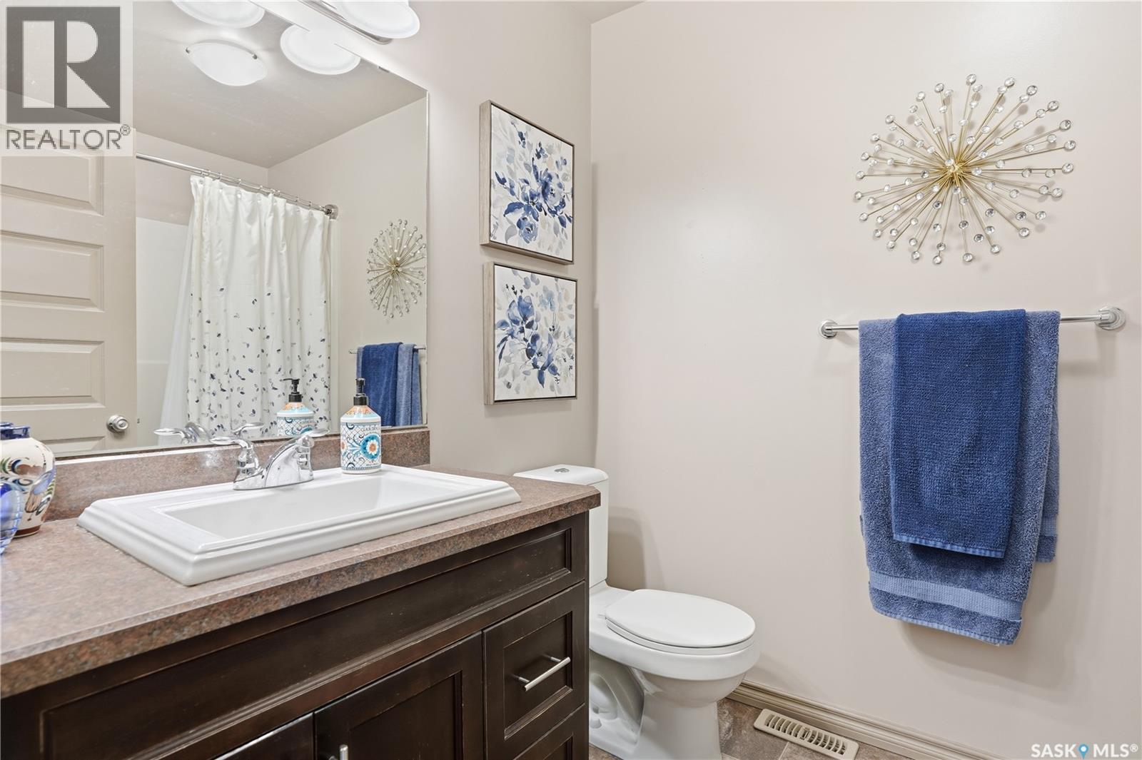 111 2501 Windsor Park Road, Regina, SK - Indoor Photo Showing Bathroom