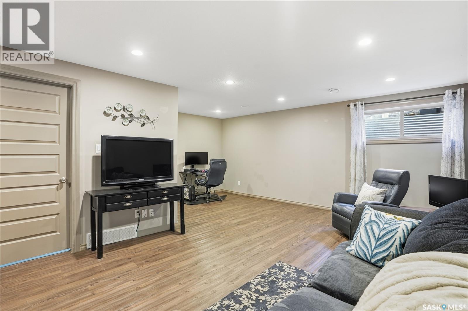 111 2501 Windsor Park Road, Regina, SK - Indoor Photo Showing Basement
