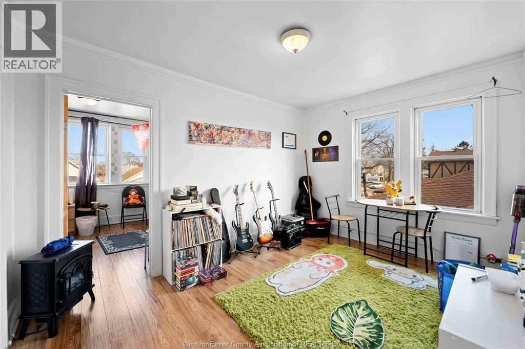 1839 St. Luke, Windsor, ON - Indoor