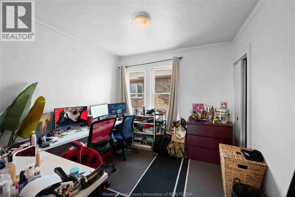 1839 St. Luke, Windsor, ON - Indoor